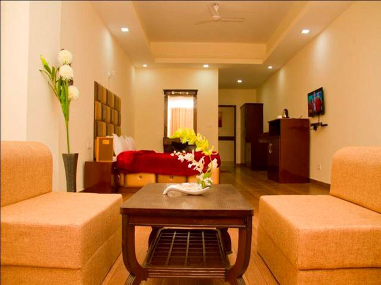 Adb Rooms Snow Touch Resort Manāli Exterior foto